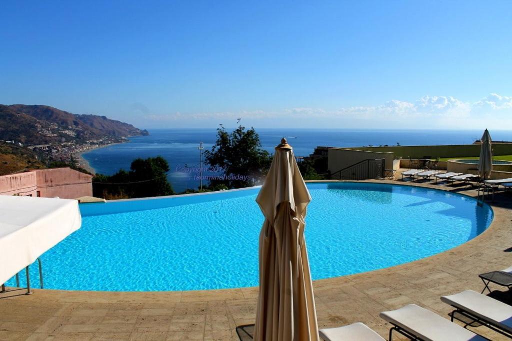 Taormina Bella Vista Apartment In Center With Pool By Taormina Holidays Exterior foto